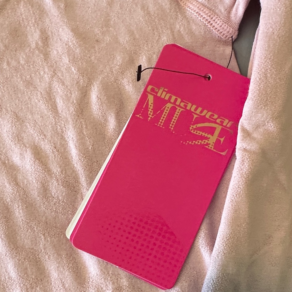 Climawear Long Sleeve Tee - Pink and Black Ombre BNWT - Picture 2 of 4
